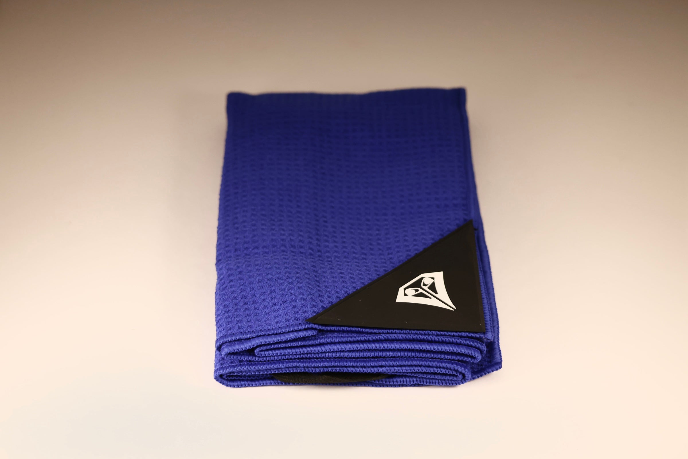 Blue Magnetic Golf Towel with Club Brush